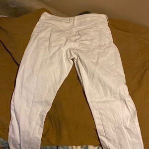 White straight leg skinny jeans. Size 26.
